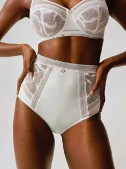 Chantelle TRUE LACE Taillenslip -Outlet CHANTELLE Store C11M80 0LW 1 1