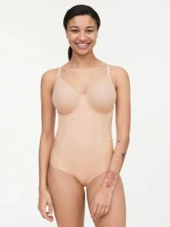 Chantelle SMOOTH LINES Body 12 Chantelle SMOOTH LINES Body -Outlet CHANTELLE Store C11N70 01N 14