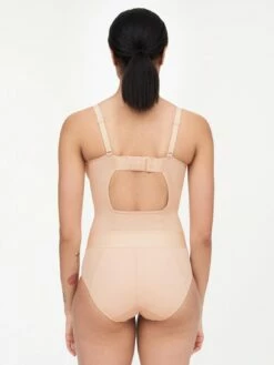 Chantelle SMOOTH LINES Body 13 Chantelle SMOOTH LINES Body -Outlet CHANTELLE Store C11N70 01N 15