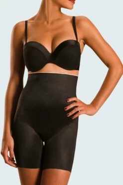 Chantelle Basic Shaping Shapewear Shorty 11 Chantelle Basic Shaping Shapewear Shorty -Outlet CHANTELLE Store C35070 011 1 DE