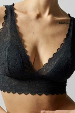 Femilet Floral Touch Bügelloser BH -Outlet CHANTELLE Store F94270 011 1 1