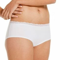 Femilet Basic Lace Shorty -Outlet CHANTELLE Store FA0440 010 1