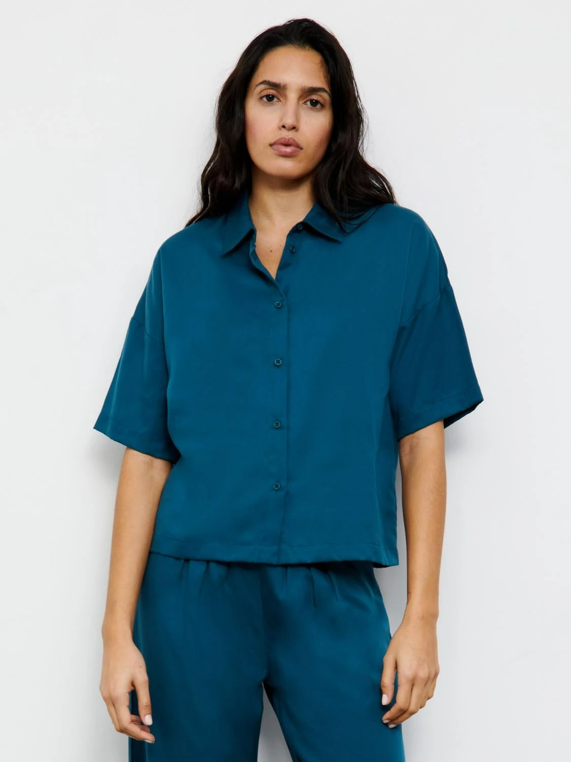 Femilet SANNY T-Shirt 3 Femilet SANNY T-Shirt