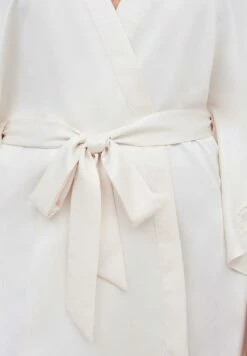 Passionata Olivia Kimono 9 Passionata Olivia Kimono -Outlet CHANTELLE Store P49JE0 0NL 4